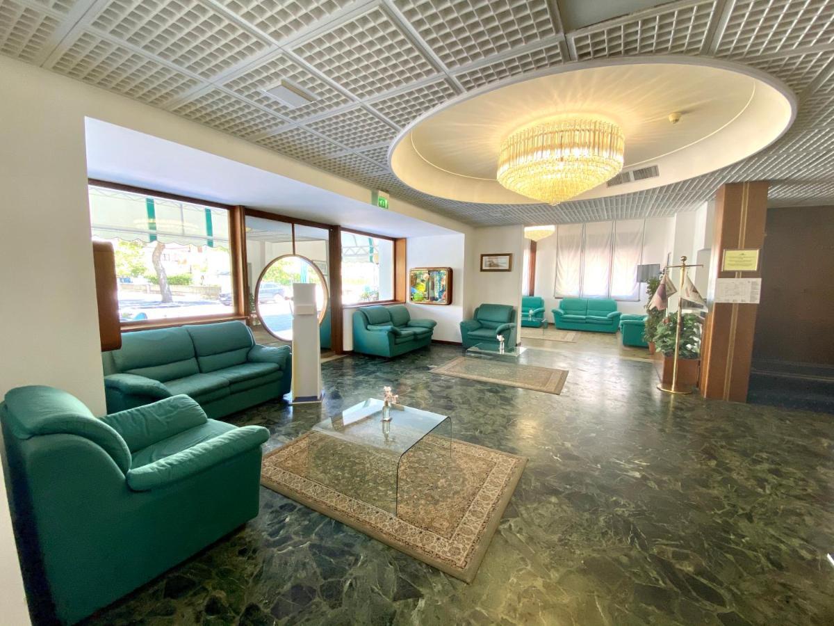 Hotel Florida Lido di Jesolo Kültér fotó