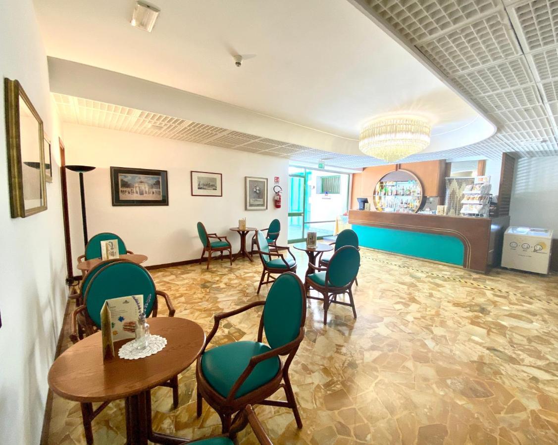 Hotel Florida Lido di Jesolo Kültér fotó