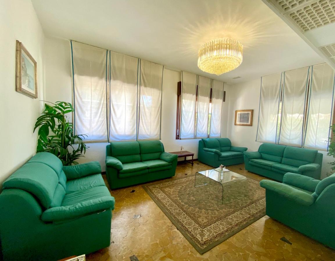 Hotel Florida Lido di Jesolo Kültér fotó