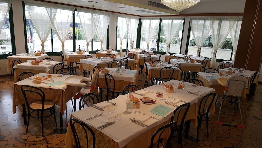 Hotel Florida Lido di Jesolo Kültér fotó