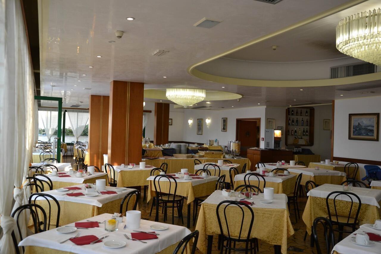 Hotel Florida Lido di Jesolo Kültér fotó
