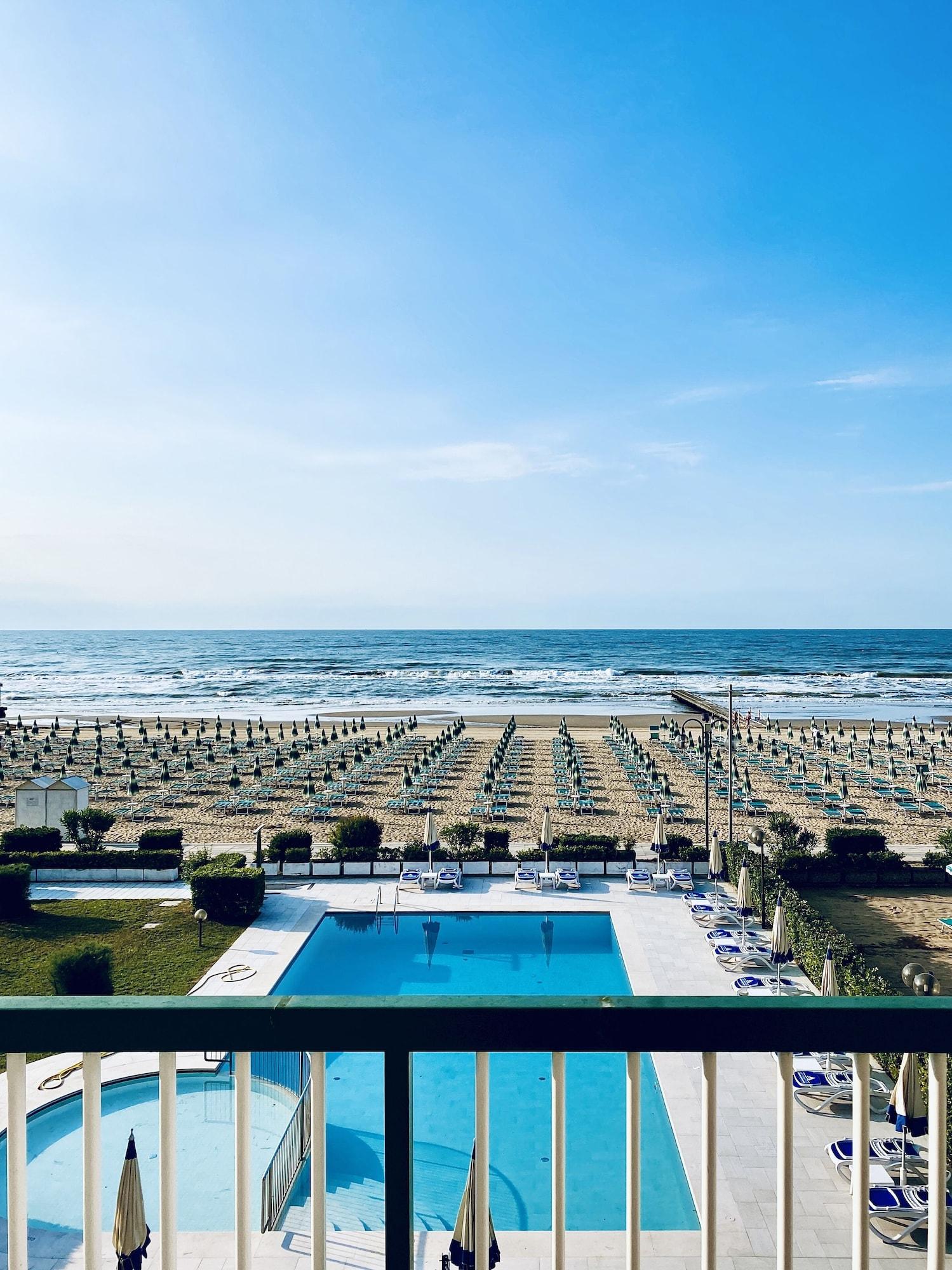 Hotel Florida Lido di Jesolo Kültér fotó