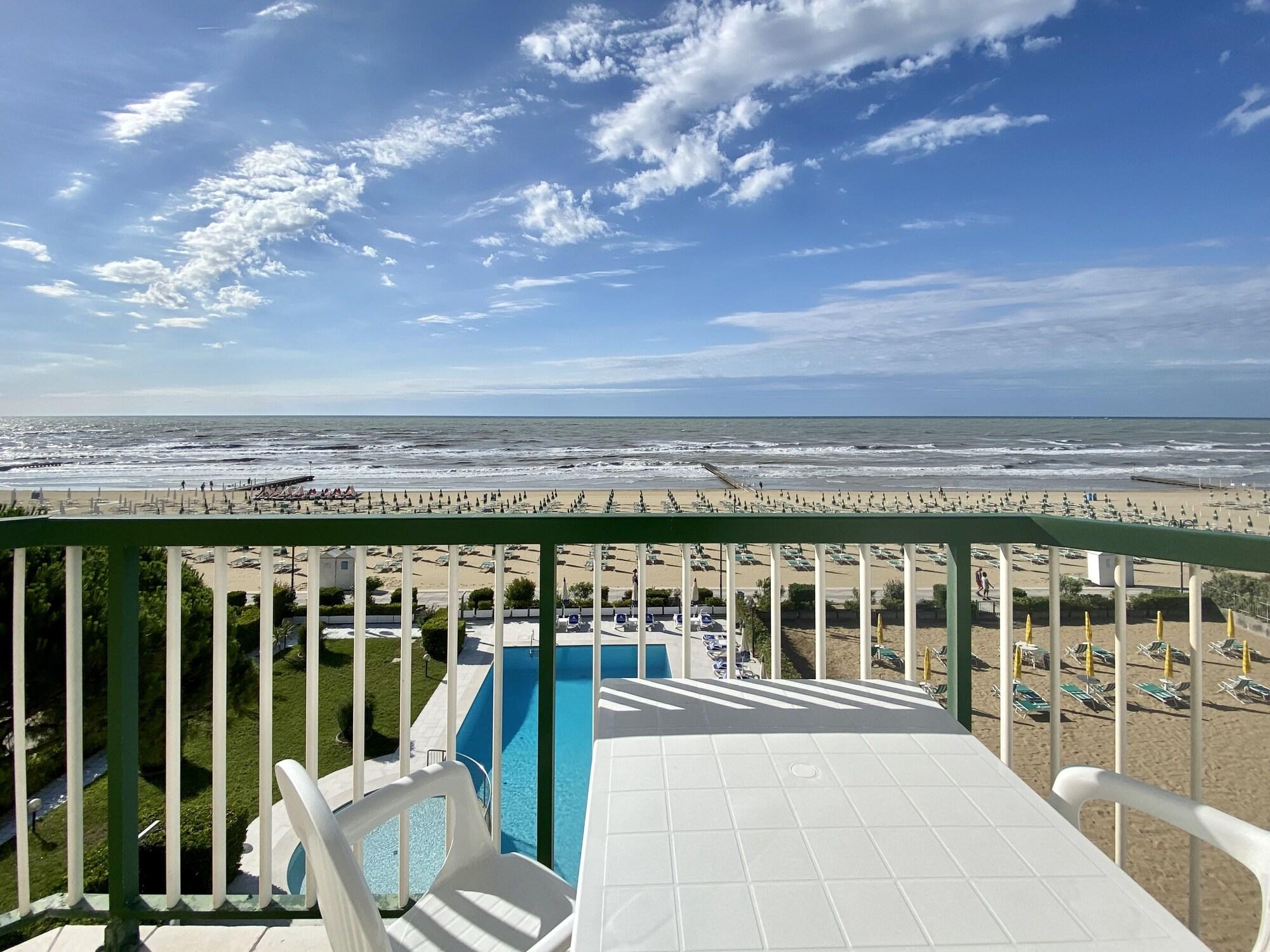 Hotel Florida Lido di Jesolo Kültér fotó