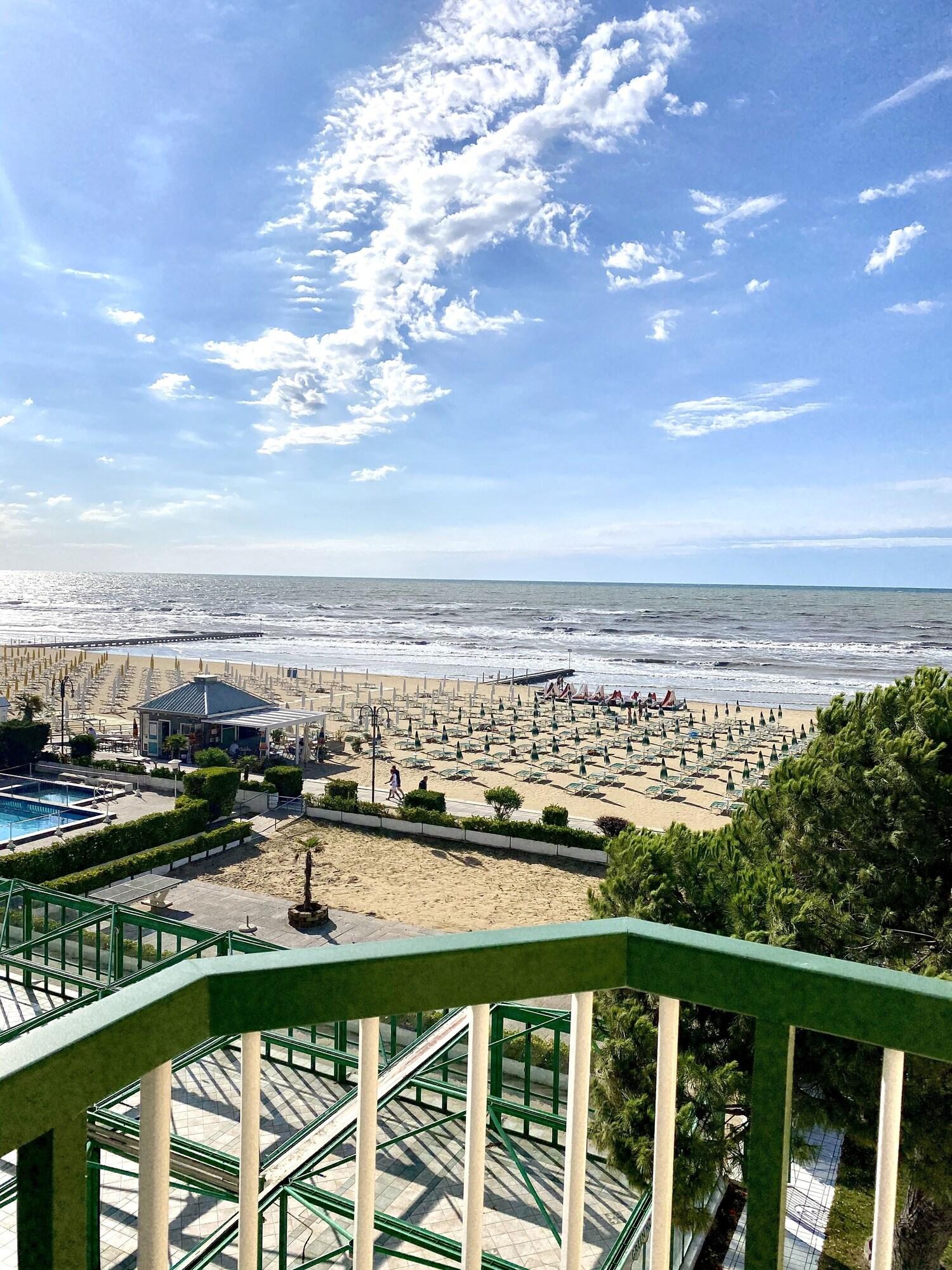 Hotel Florida Lido di Jesolo Kültér fotó